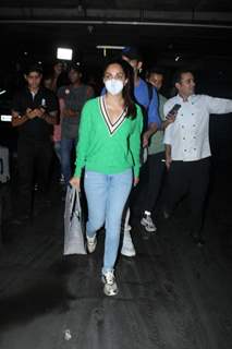 Kiara Advani spotted at Mumbai airport 