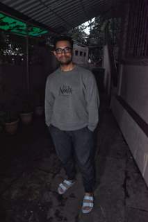 Amir Khan spotted at Dabbing Studio in Bandra
