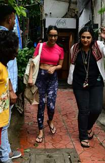 Shraddha Kapoor spotted in juhu 