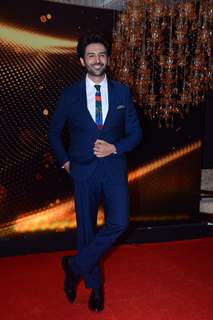 Kartik Aaryan grace the Red carpet at the India Most Stylish Awards 2022 