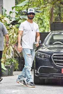 Shahid Kapoor spotted in the city 