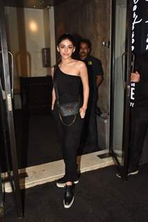 Alaya F snapped at Bastian in Khar