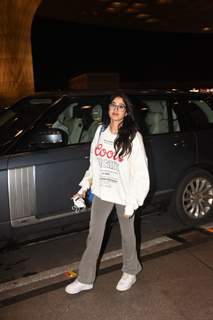 Janhvi Kapoor spotted at the Mumbai airport