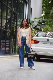 Sharvari Wagh snapped at Maddock Office in Santacruz