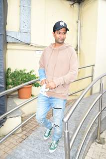 Vicky Kaushal spotted in Juhu