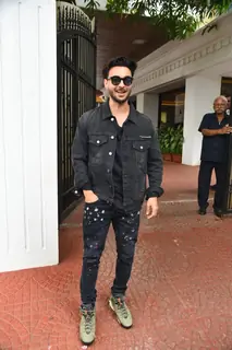 Aayush Sharma spotted at Anand Pandit office 