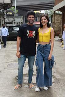 Vijay Deverakonda and Ananya Panday snapped in South Mumbai