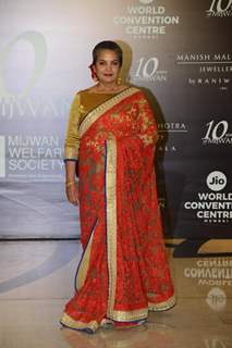 Shabana Azmi grace the red carpet of Manish Malhotra’s Mijwan Couture show