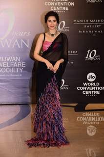 Sasha Agha grace the red carpet of Manish Malhotra’s Mijwan Couture show