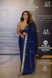 Gauri Khan looked radiant in a royal blue and gold saree for Manish Malhotra’s Mijwan Couture show