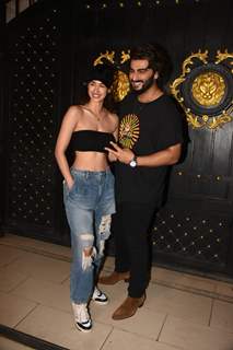 Disha Patani poses with Arjun Kapoor spotted in the city 