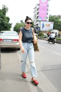 Hansika Motwani spotted in Juhu