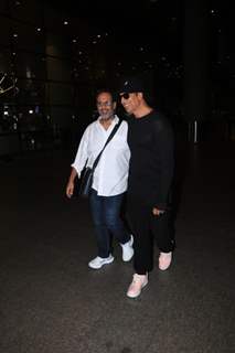 Akshay Kumar and Aanand L. Rai spotted at the Mumbai airprot