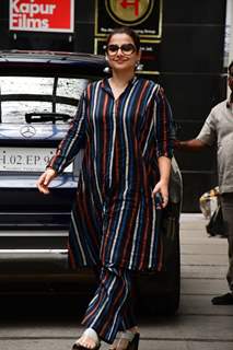 Vidya Balan snapped at Siddharth Roy Kapur’s office in Khar 