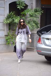 Karisma Kapoor spotted in the city 