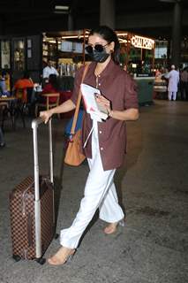 Samantha Ruth Prabhu spotted at the Mumbai airport