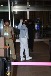 Katrina Kaif spotted at the Mumbai airport 