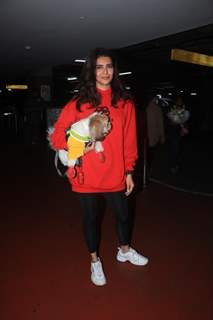 Karishma Tanna spotted with her pet at the Mumbai airport