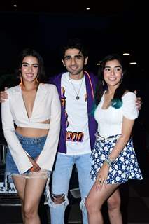 Prit Kamani, Eisha Singh, Kavya Thapar snapped promoting their film Middle Class Love at Mithibai college 