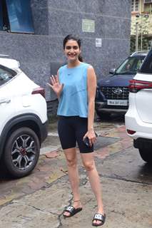 Karishma Tanna spotted in Bandra