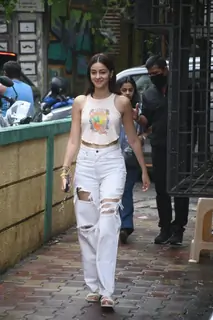  Ananya Panday snapped promoting their upcoming film Liger in Bandra