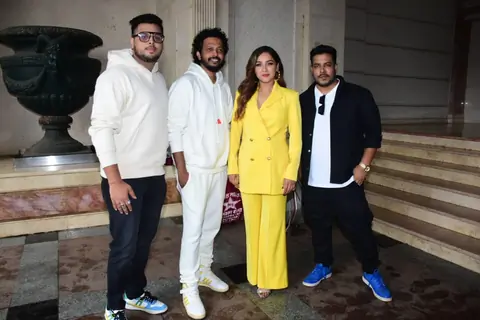 Nakash Azizul, Abhishek, Amol spotted promoting Chumma Chumma song at Radio City in Bandra