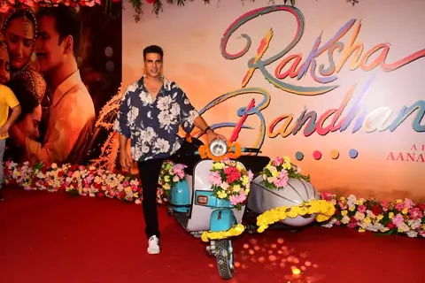 Akshay Kumar snapped at the screening of Raksha Bandhan in the city 