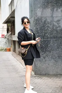 Neha Sharma spotted in Santacruz