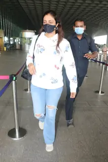 Tabu spotted at the Mumbai airport