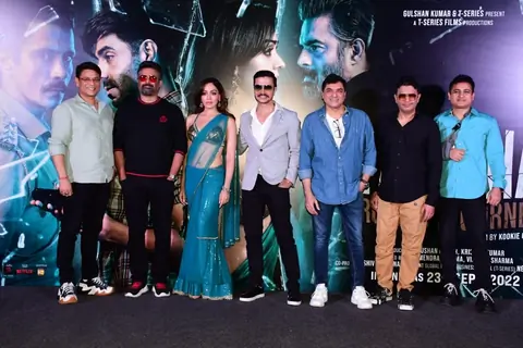 R. Madhavan, Darshan Kumar, Khushali Kumar, Bhushan Kumar spotted at the teaser launch of Dhokha Round D Corner