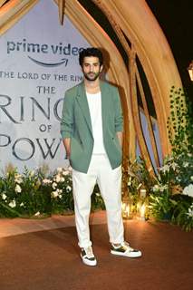 Sidhant Gupta snapped at the Lord Of The Rings Rings Of Power screening at PVR in Lower Pare pose at the grand Asia Pacific Premiere 