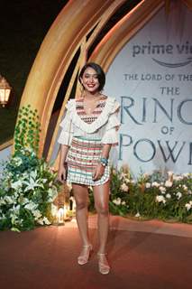  Sayani Gupta snapped at the Lord Of The Rings Rings Of Power screening at PVR in Lower Pare pose at the grand Asia Pacific Premiere 