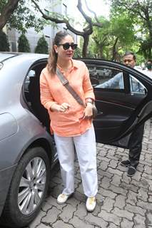 Kareena Kapoor spotted in Bandra 