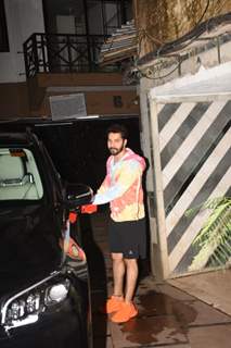 Varun Dhawan spotted in the city 