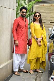 Rakul Preet Singh and Jackky Bhagnani spotted in Juhu