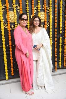 Shamita Shetty spotted with her mother  Sunanda Shetty at Ekta Kapoor’s residence for Ganpati darshan 