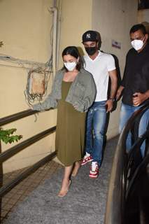 Ranbir Kapoor and Alia Bhatt spotted in the city