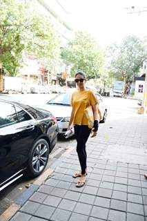 Mira Kapoor spotted in Bandra