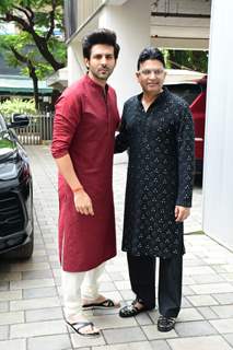 Kartik Aaryan and Bhushan Kumar spotted at T-Series office to seek blessings of Ganpati 