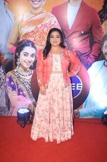 Bharti Singh clicked at the Zee Rishtey Awards 2022