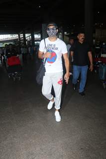 Aparshakti Khurana snapped at the Mumbai airport