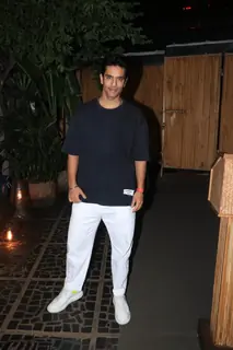 snapped at Gori Hai Kalaiyaan song success bash in Mumbai