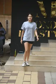 Rhea Chakraborty spotted in Khar
