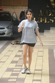 Rhea Chakraborty spotted in Khar