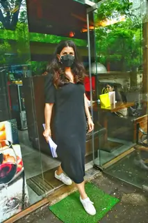 Nimrat Kaur spotted in Juhu