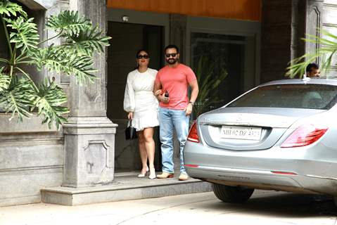 Kareena Kapoor and Saif Ali Khan spotted in Bandra