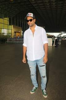 Vicky Kaushal spotted at the Mumbai airport