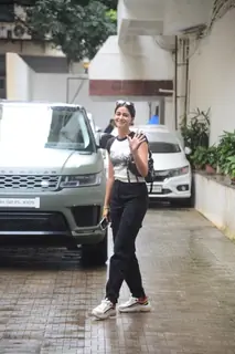 Ananya Panday snapped at Dharma office 