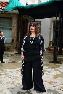 Pooja Bhatt snapped promoting film Chup in the city