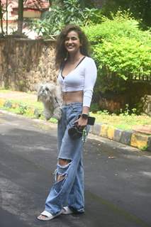 Aisha Sharma spotted with her pet in Bandra